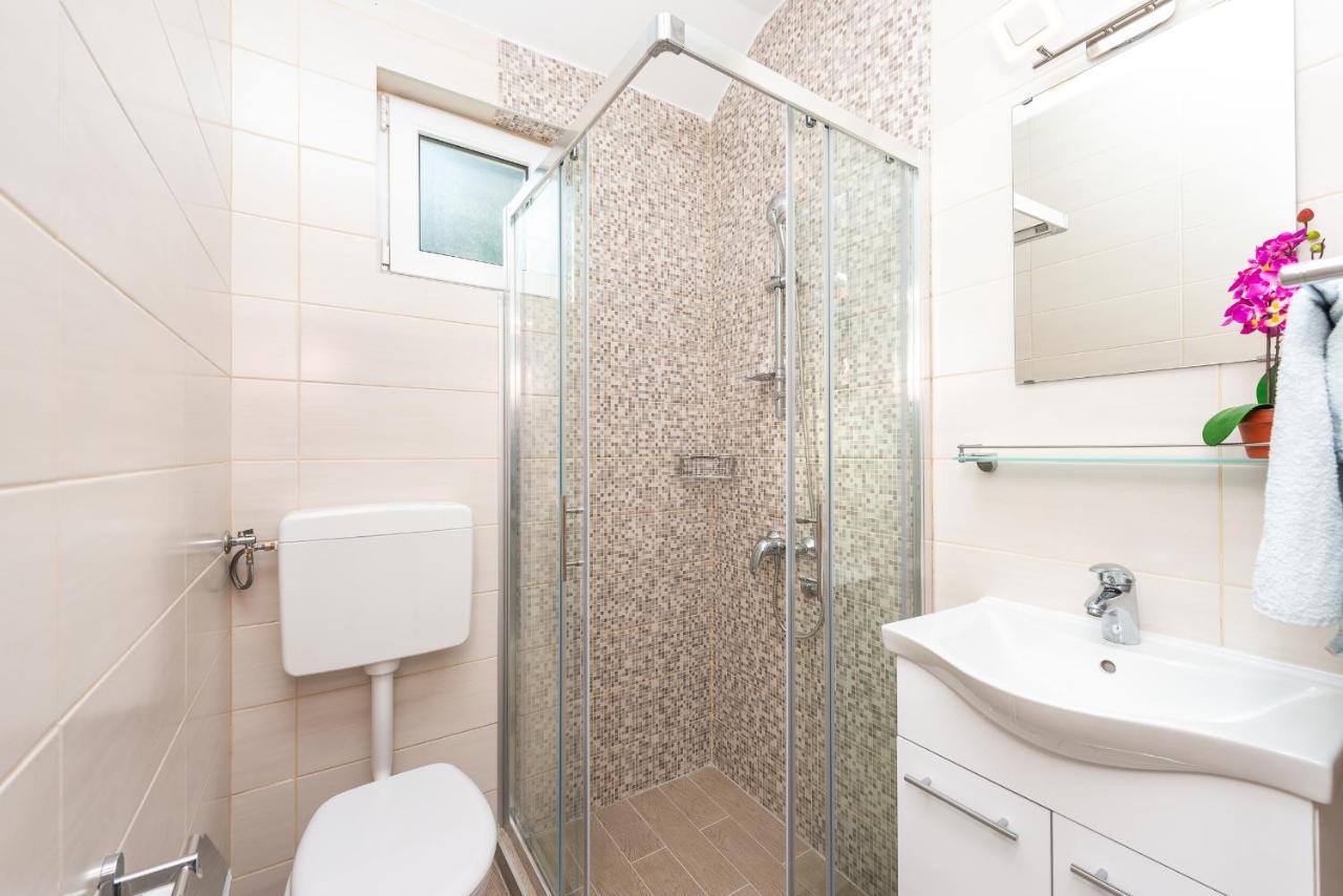 Apartments Radulj Goveđari エクステリア 写真