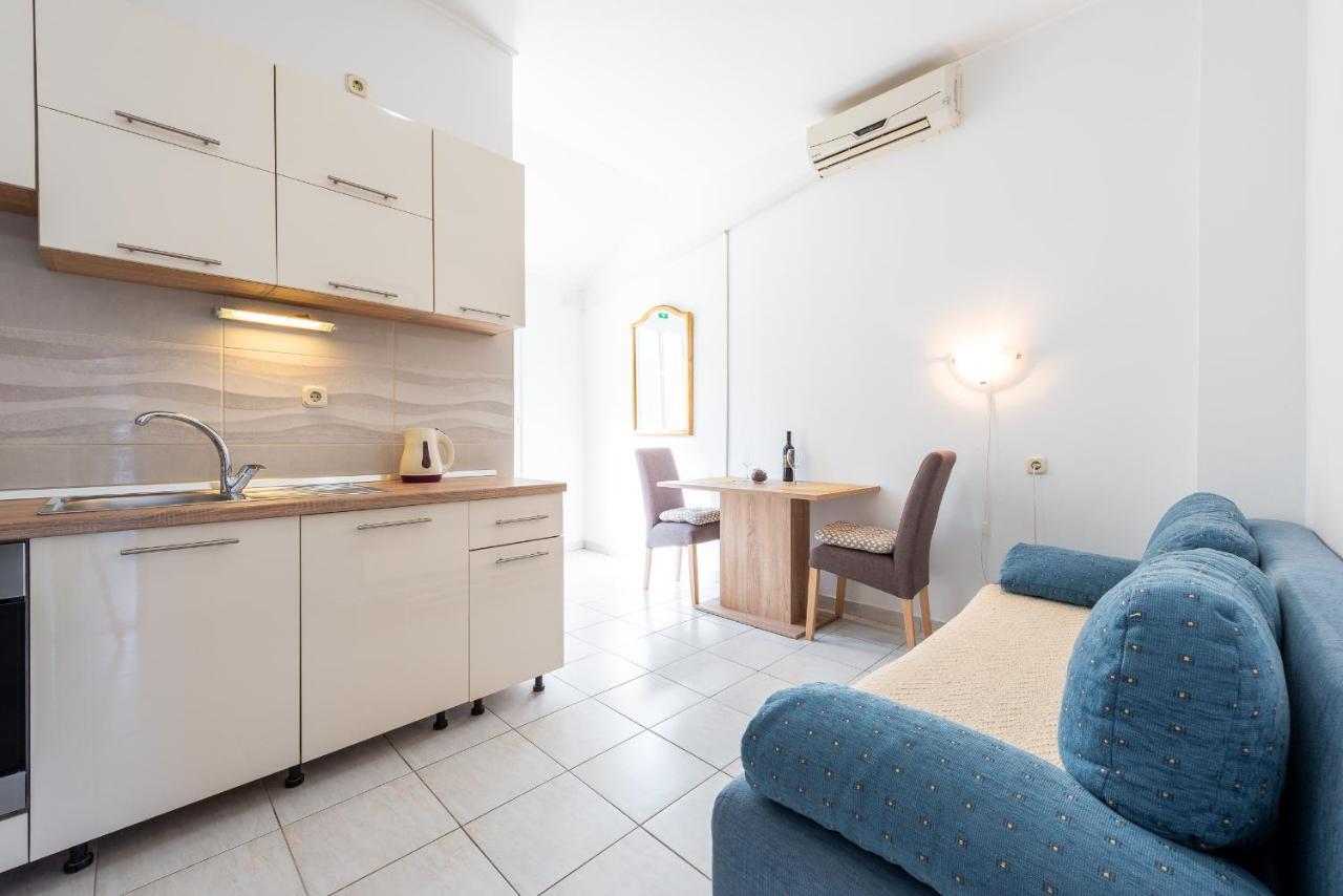 Apartments Radulj Goveđari エクステリア 写真