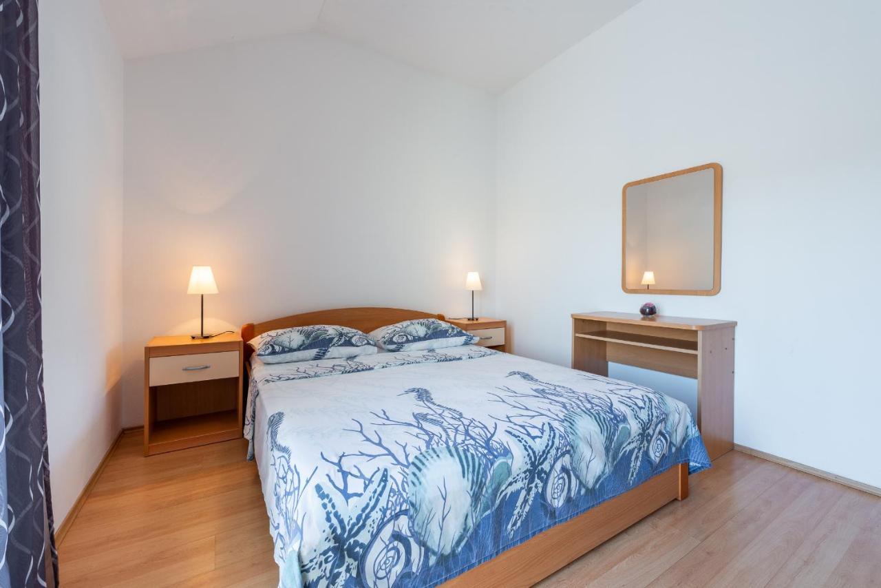 Apartments Radulj Goveđari エクステリア 写真